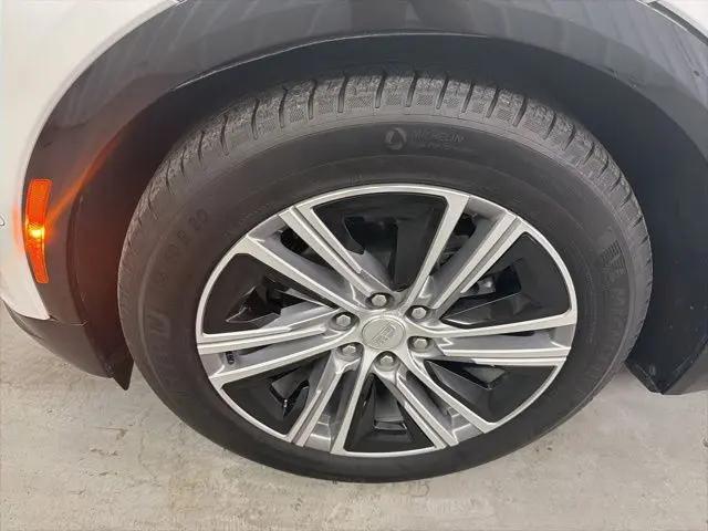 2024 Cadillac iQ Luxury w/1SC