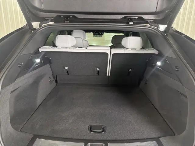 2024 Cadillac iQ Luxury w/1SC