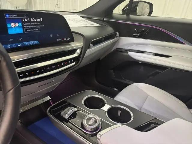 2024 Cadillac iQ Luxury w/1SC