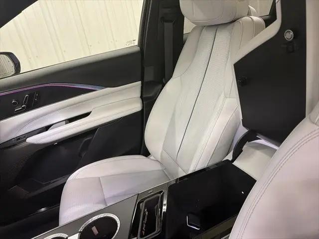 2024 Cadillac iQ Luxury w/1SC