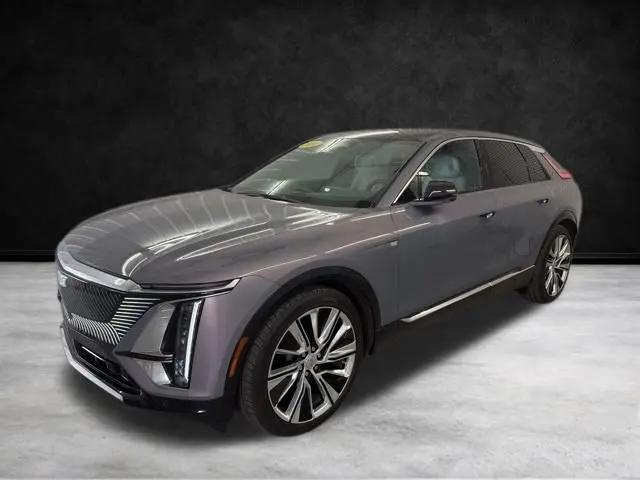 2024 Cadillac iQ Luxury w/1SE