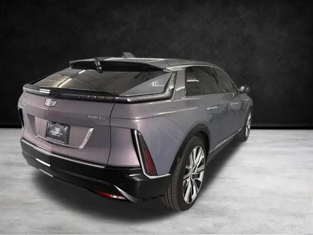 2024 Cadillac iQ Luxury w/1SE