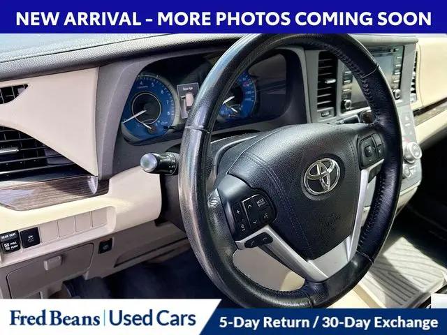 2018 Toyota Sienna XLE 8 Passenger