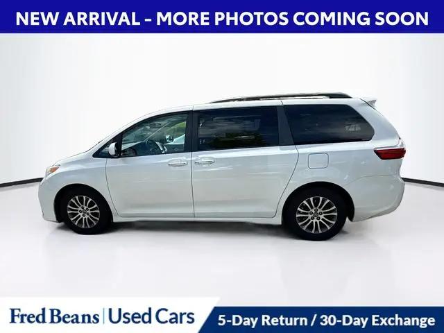 2018 Toyota Sienna XLE 8 Passenger