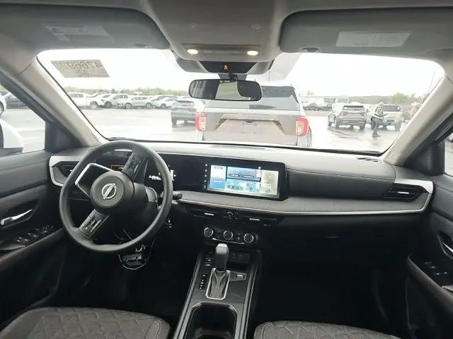 2025 Nissan Kicks SV Intelligent AWD