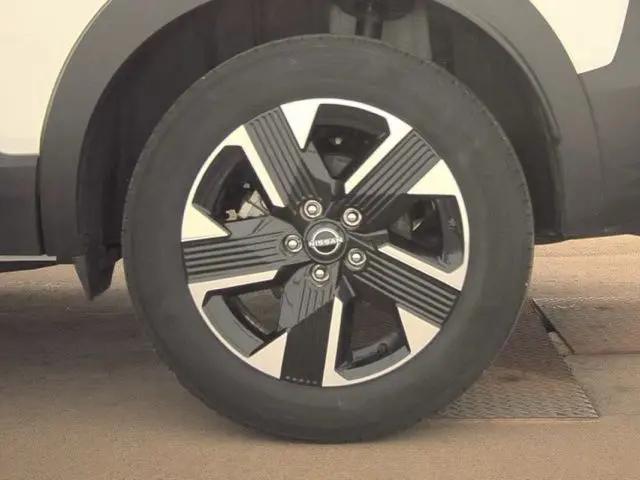 2025 Nissan Kicks SV Intelligent AWD
