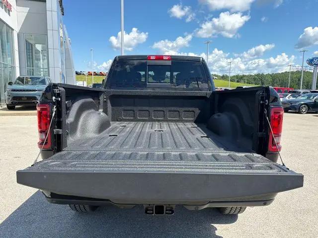 2026 Ram 2500 Black Express Crew Cab 4x4 64 Box