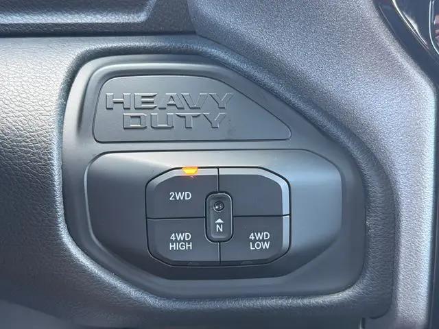 2026 Ram 2500 Black Express Crew Cab 4x4 64 Box