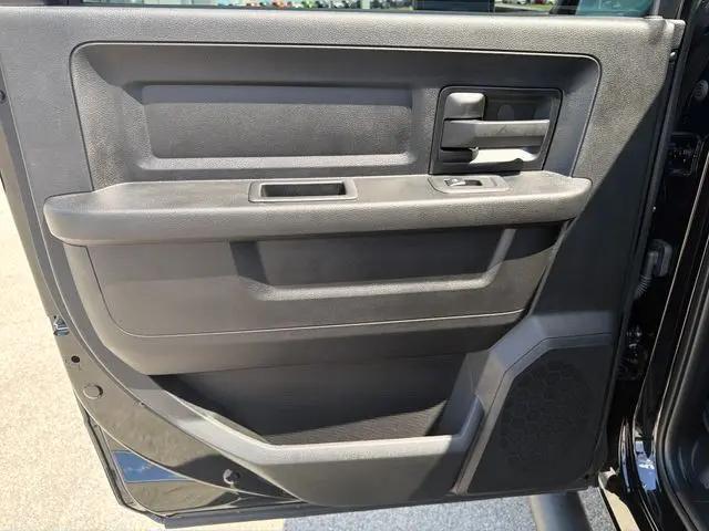 2026 Ram 2500 Black Express Crew Cab 4x4 64 Box