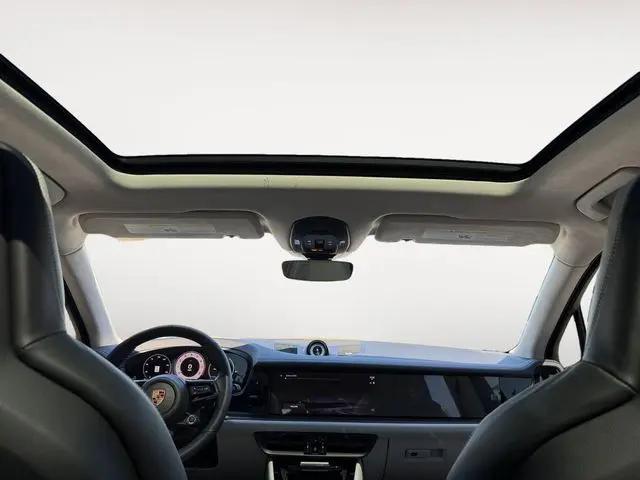 2026 Porsche Cayenne GTS