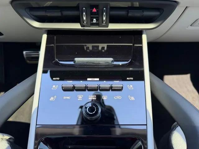 2026 Porsche Cayenne GTS