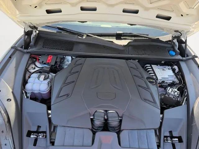 2026 Porsche Cayenne GTS