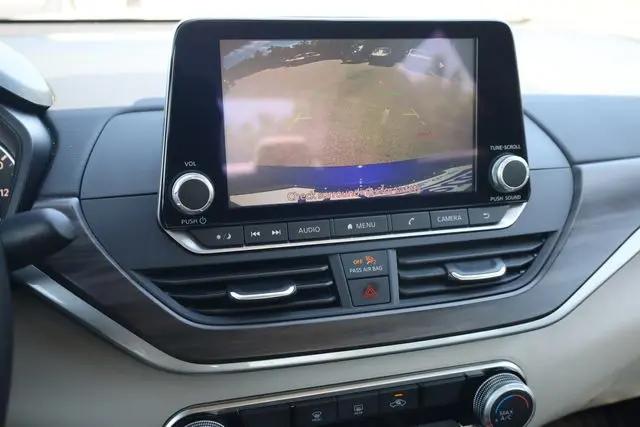 2025 Nissan Altima SV FWD