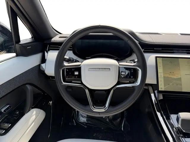 2026 Land Rover Range Rover Sport P360 SE