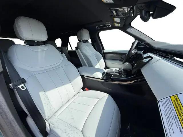 2026 Land Rover Range Rover Sport P360 SE