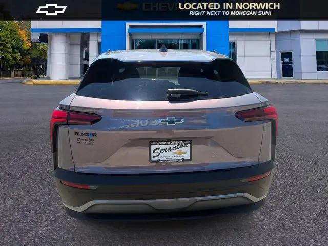2025 Chevrolet V Blazer LT FWD