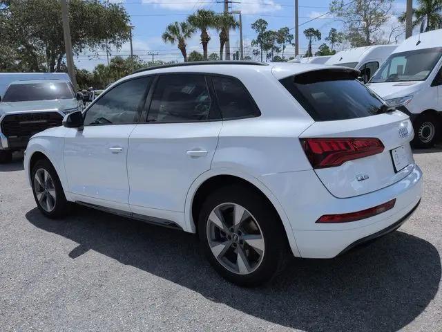 2020 Audi Q5 Titanium Premium 45 TFSI quattro S tronic