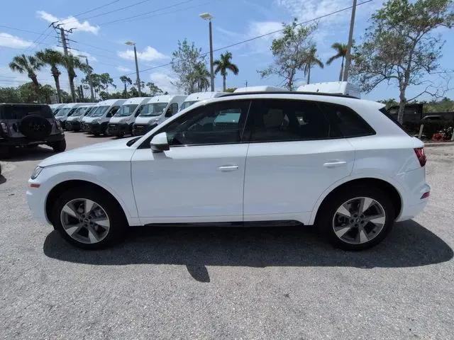 2020 Audi Q5 Titanium Premium 45 TFSI quattro S tronic