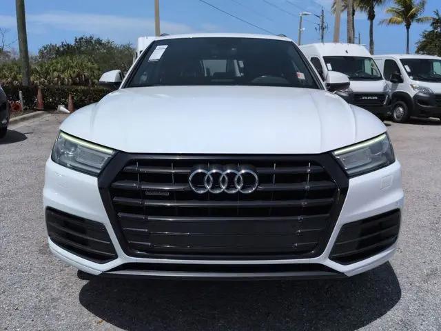 2020 Audi Q5 Titanium Premium 45 TFSI quattro S tronic