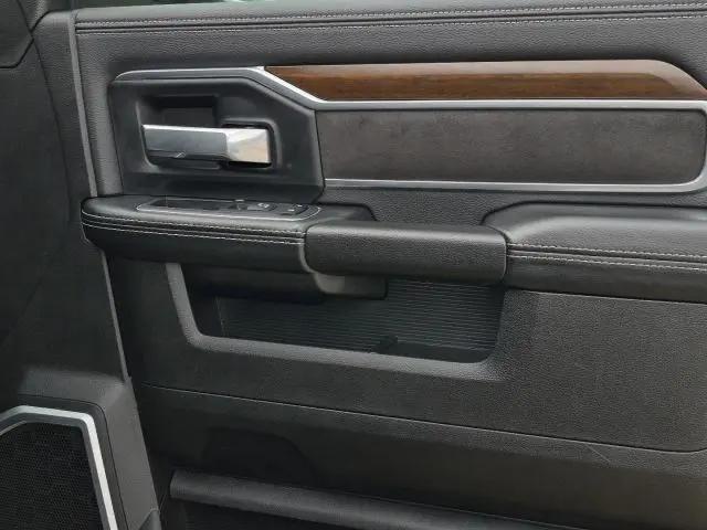 2022 Ram 3500 Laramie Crew Cab 4x4 6'4" Box