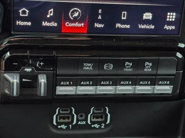 2022 Ram 3500 Laramie Crew Cab 4x4 6'4" Box
