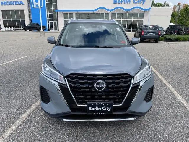 2024 Nissan Kicks SV Xtronic CVT