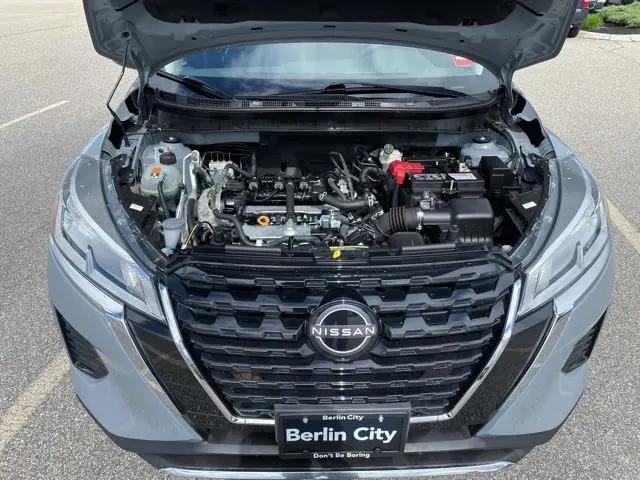 2024 Nissan Kicks SV Xtronic CVT