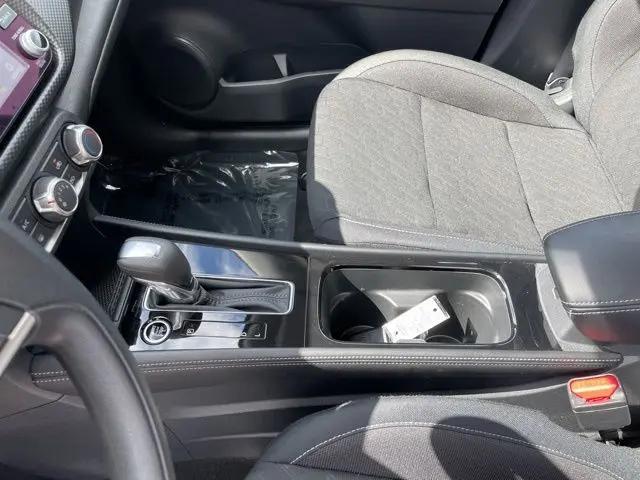 2024 Nissan Kicks SV Xtronic CVT
