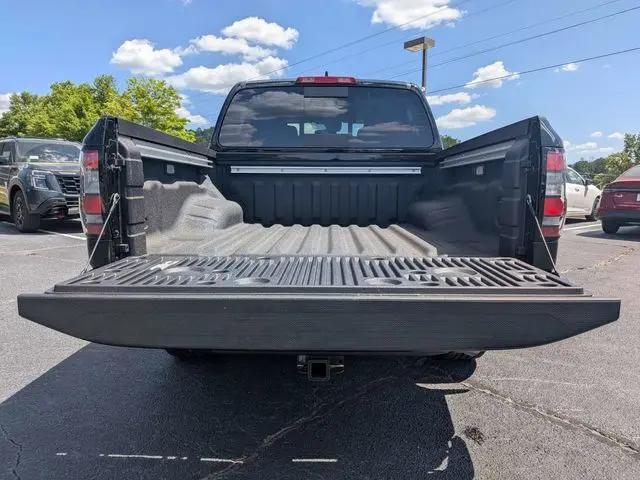 2026 Nissan Frontier Crew Cab SV 4x2