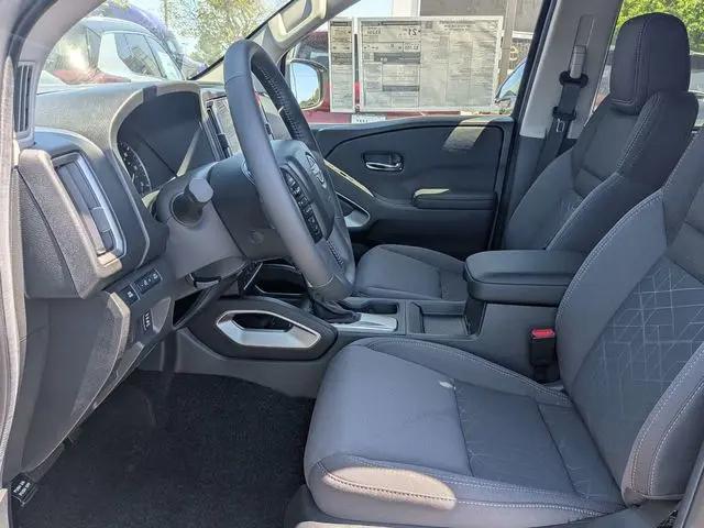 2026 Nissan Frontier Crew Cab SV 4x2