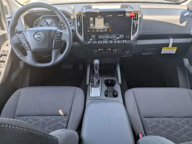 2026 Nissan Frontier Crew Cab SV 4x2