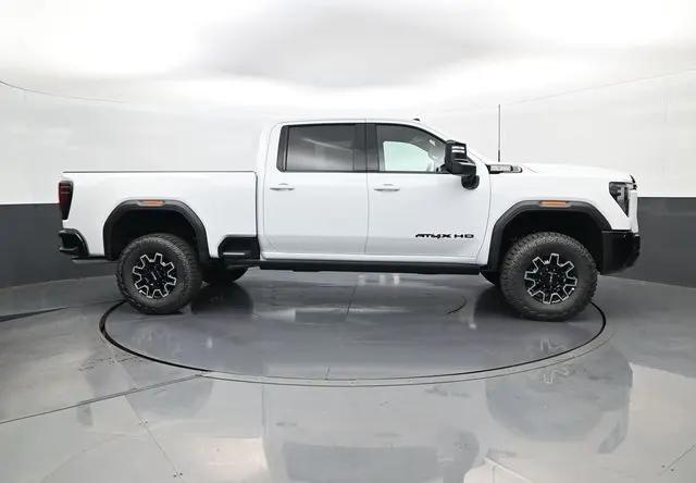 2026 GMC Sierra 2500HD Crew Cab, Standard Bed, AT4X, 4WD