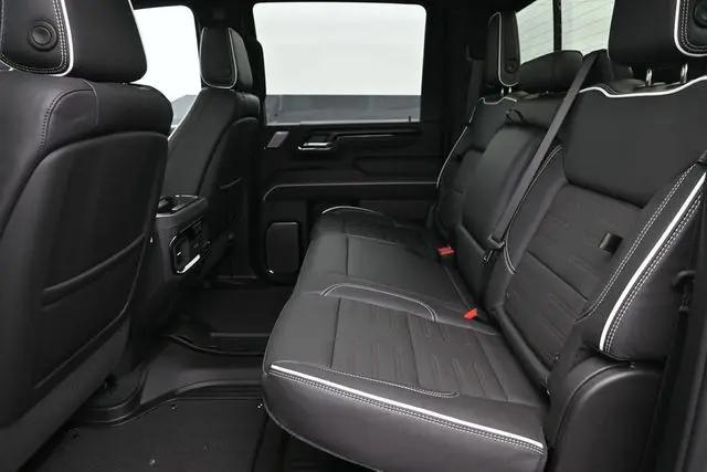 2026 GMC Sierra 2500HD Crew Cab, Standard Bed, AT4X, 4WD