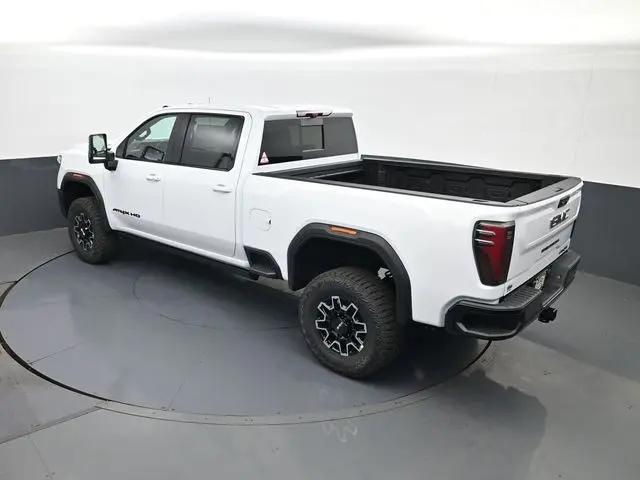 2026 GMC Sierra 2500HD Crew Cab, Standard Bed, AT4X, 4WD