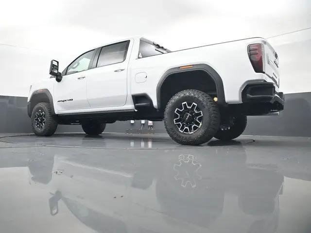 2026 GMC Sierra 2500HD Crew Cab, Standard Bed, AT4X, 4WD