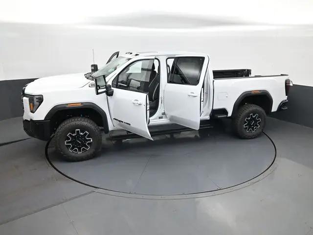 2026 GMC Sierra 2500HD Crew Cab, Standard Bed, AT4X, 4WD