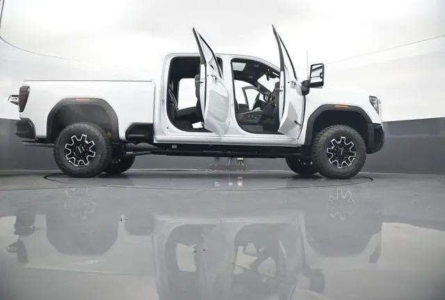 2026 GMC Sierra 2500HD Crew Cab, Standard Bed, AT4X, 4WD