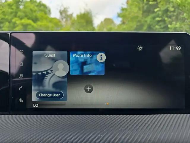 2025 Nissan Kicks SR FWD