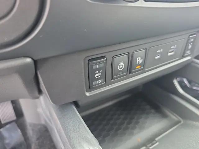 2026 Nissan Frontier Crew Cab SV 4x2