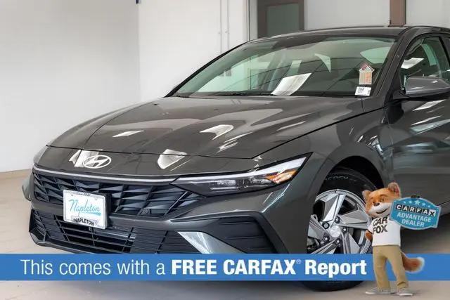 2025 Hyundai Elantra SE