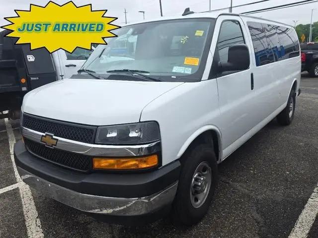 2025 Chevrolet Express Passenger RWD 3500 Extended Wheelbase LT for sale in Lakewood, NJ