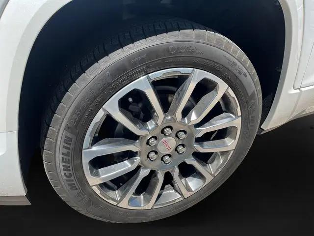 2020 GMC Acadia FWD Denali