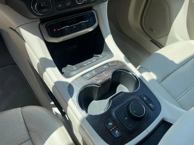 2020 GMC Acadia FWD Denali