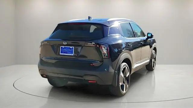 2025 Nissan Kicks SR FWD
