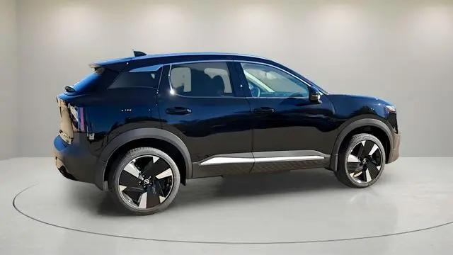 2025 Nissan Kicks SR FWD