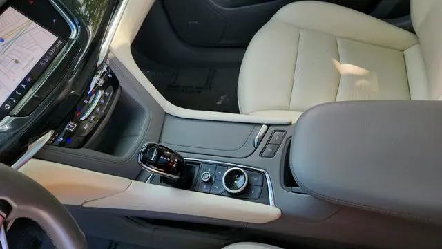 2020 Cadillac XT6 FWD Premium Luxury