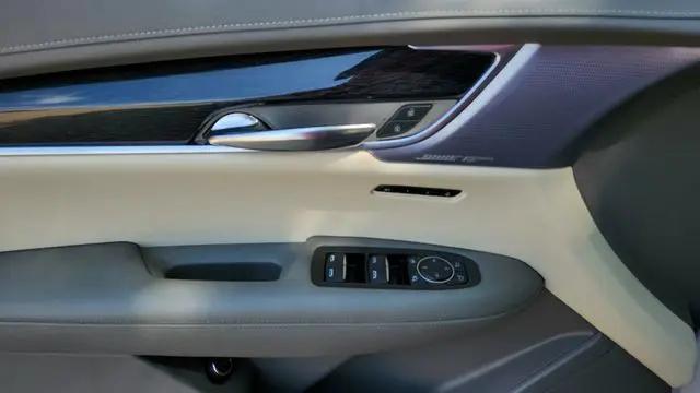 2020 Cadillac XT6 FWD Premium Luxury