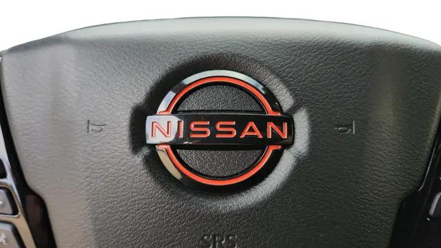 2025 Nissan Frontier Crew Cab PRO-X 4x2