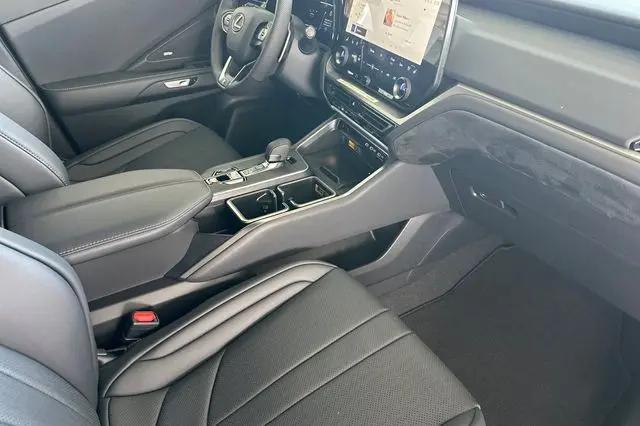 2026 Lexus TX 500h F SPORT Performance Premium