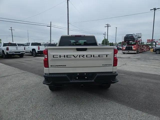 2026 Chevrolet Silverado 1500 4WD Crew Cab Short Bed Custom Trail Boss